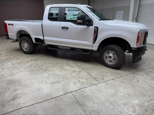 Photo of 2026 Oxford White Ford F-250