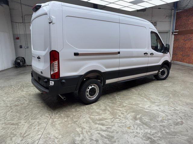 Photo of 2025 Oxford White Ford Transit-250