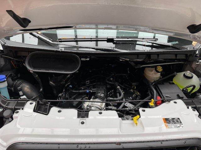 Photo of 2025 Oxford White Ford Transit-250