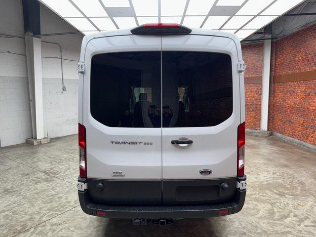 Photo of 2025 Oxford White Ford Transit-250