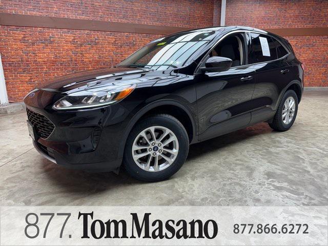 Photo of 2020 Agate Black Metallic Ford Escape