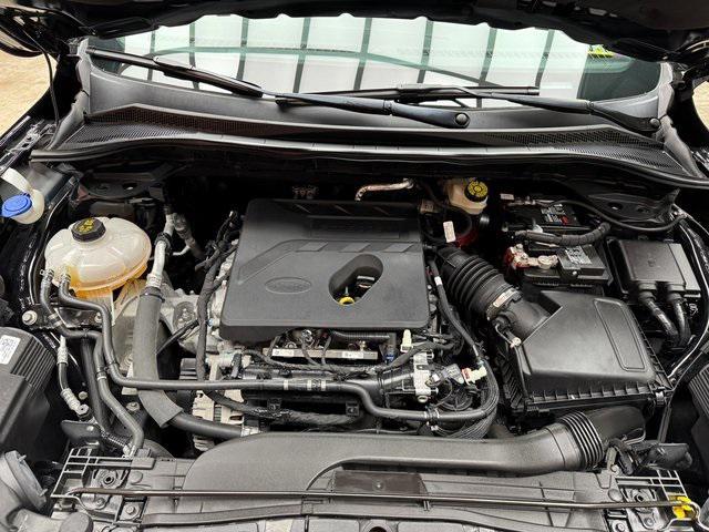 Photo of 2020 Agate Black Metallic Ford Escape