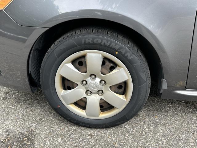 Photo of 2009 Midnight Gray Kia Optima