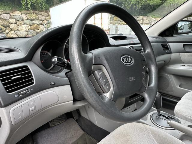 Photo of 2009 Midnight Gray Kia Optima
