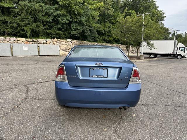 Photo of 2009 Blue Ford Fusion