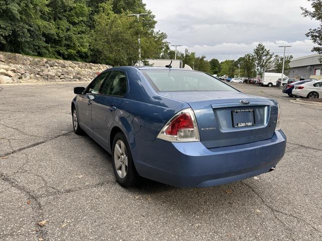 Photo of 2009 Blue Ford Fusion