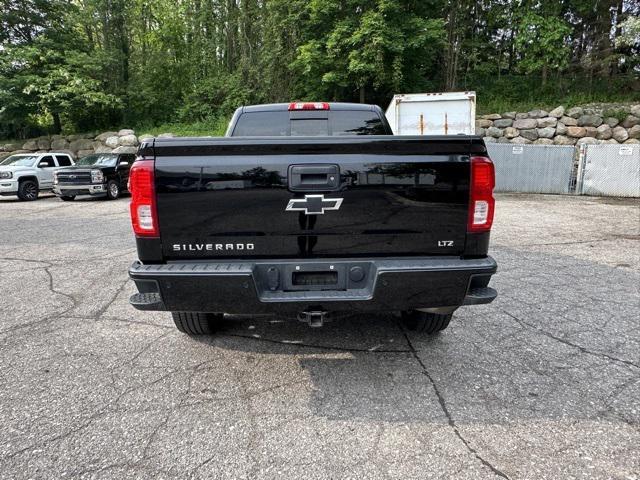 Photo of 2018 Black Chevrolet Silverado 1500