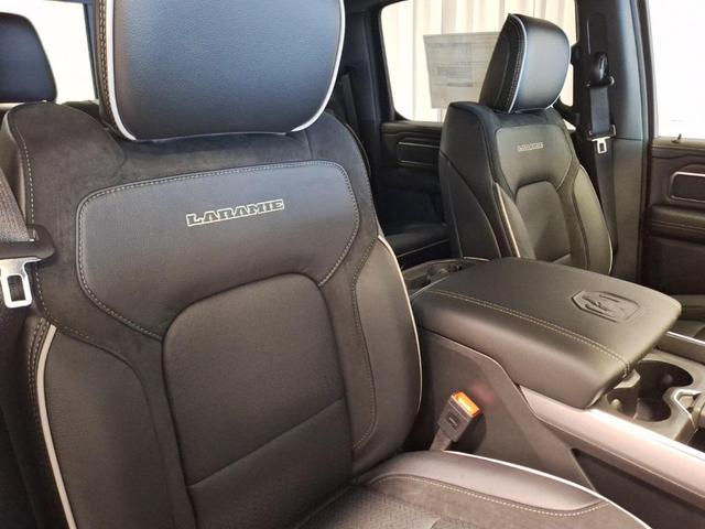 Photo of 2026 Granite Crystal Metallic Clearcoat RAM 1500