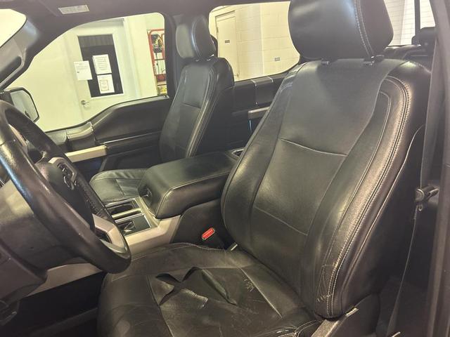 Photo of 2015 Tuxedo Black Metallic Ford F-150
