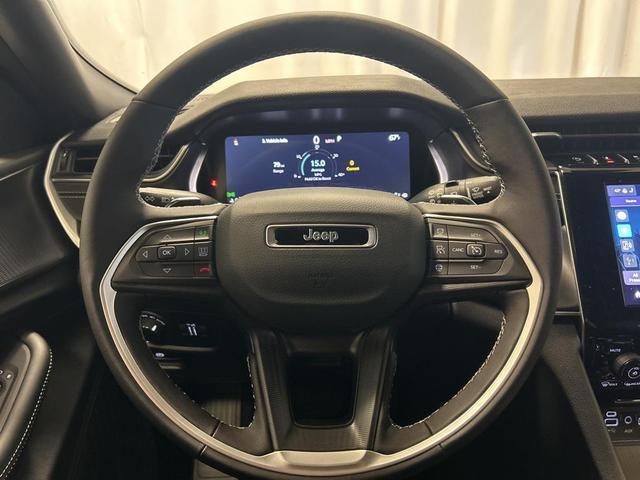 Photo of 2025 Baltic Gray Metallic Clearcoat Jeep Grand Cherokee