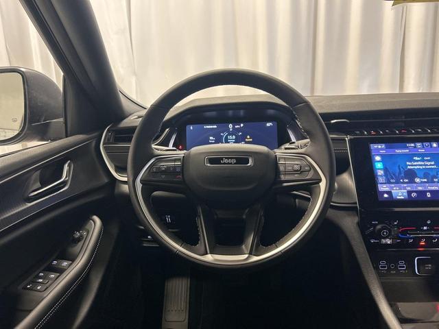 Photo of 2025 Baltic Gray Metallic Clearcoat Jeep Grand Cherokee
