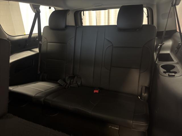 Photo of 2015 Tungsten Metallic Chevrolet Suburban