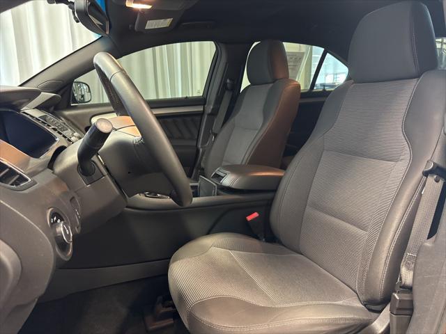 Photo of 2016 Shadow Black Ford Taurus