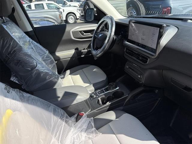 Photo of 2025 Shadow Black Ford Bronco Sport