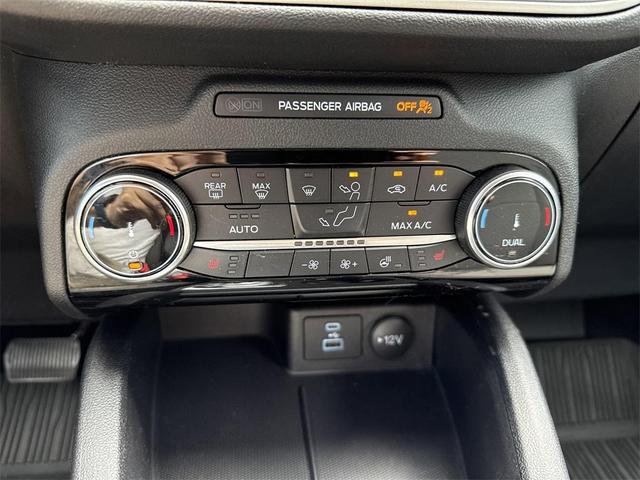 Photo of 2022 Ice Blue Ford Escape