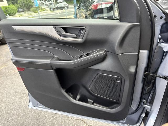 Photo of 2022 Ice Blue Ford Escape