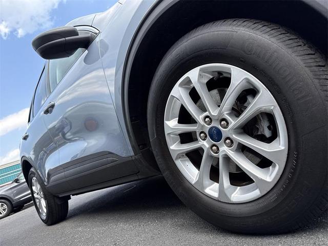 Photo of 2022 Ice Blue Ford Escape