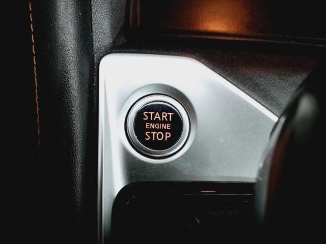 Photo of 2020 Gray Nissan Altima