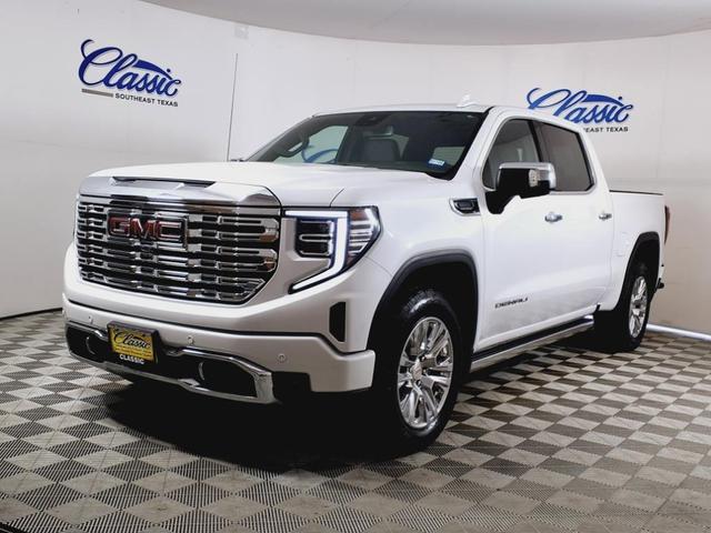 Photo of 2023 White GMC Sierra 1500