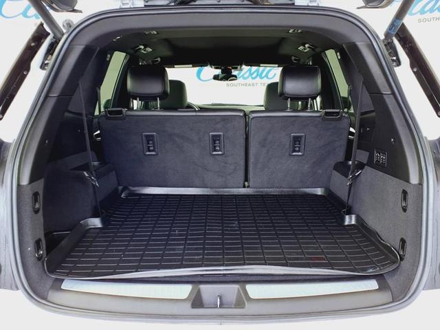 Photo of 2020 White Cadillac XT6