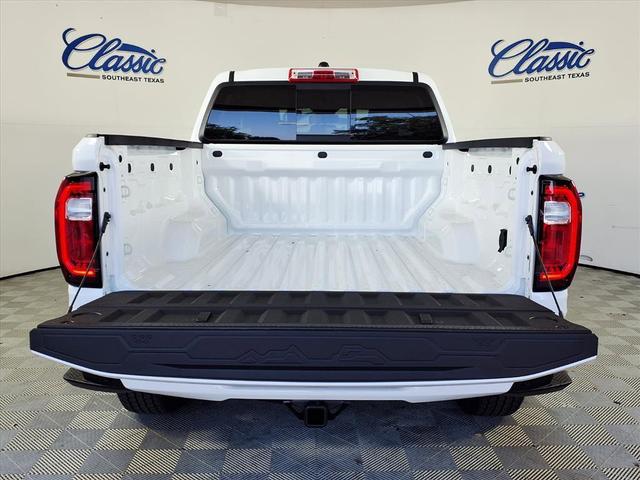 Photo of 2026 White GMC Canyon