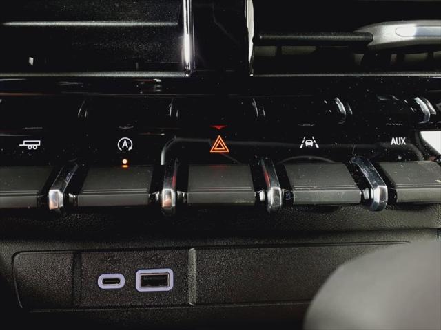 Photo of 2025 Gray GMC Canyon