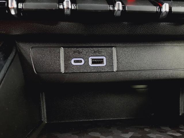 Photo of 2025 Gray GMC Canyon