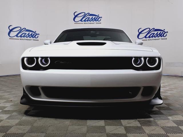 Photo of 2023 White Dodge Challenger