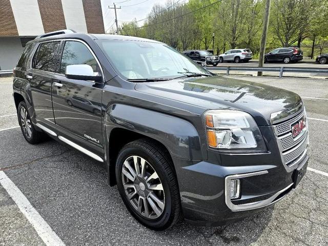 Photo of 2017 Graphite Gray Metallic GMC Terrain