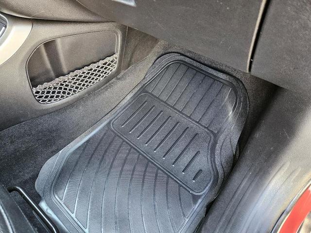 Photo of 2018 Redline Pearlcoat Jeep Compass