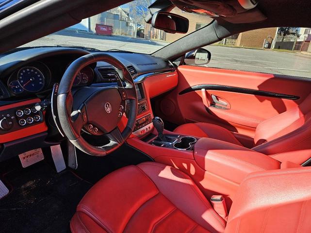 Photo of 2016 Black Maserati GranTurismo