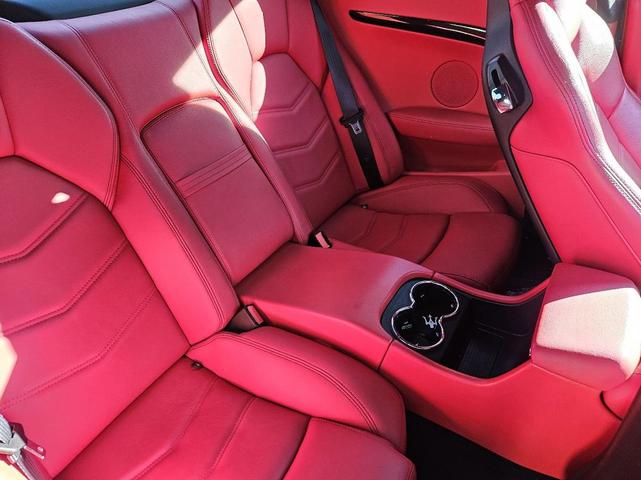Photo of 2016 Black Maserati GranTurismo