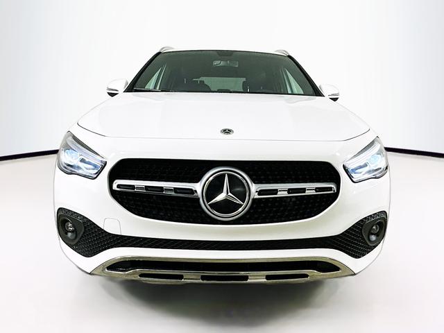 Photo of 2022 Polar White Mercedes-Benz GLA 250