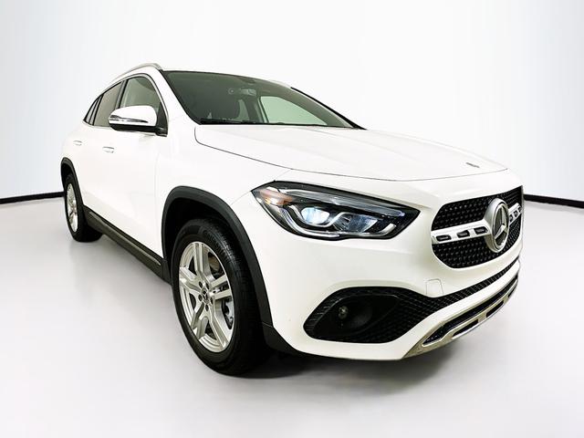 Photo of 2022 Polar White Mercedes-Benz GLA 250