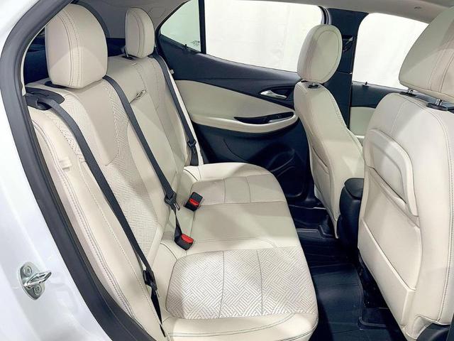 Photo of 2021 White Buick Encore GX