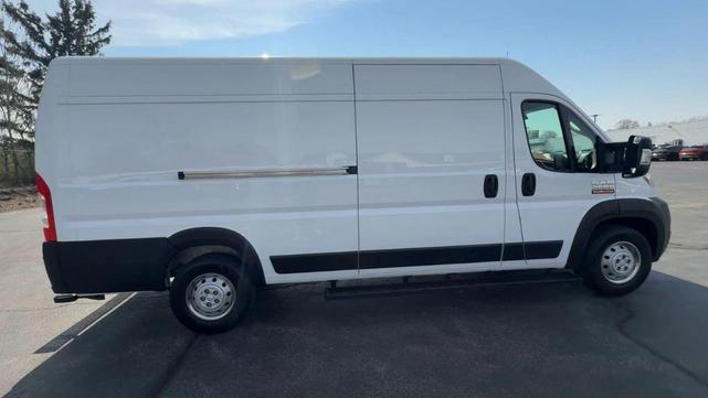 Photo of 2019 White RAM ProMaster 3500