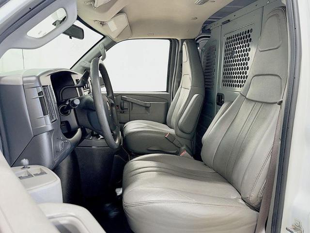 Photo of 2022 White Chevrolet Express 2500