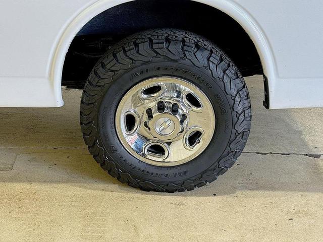 Photo of 2022 White Chevrolet Express 2500