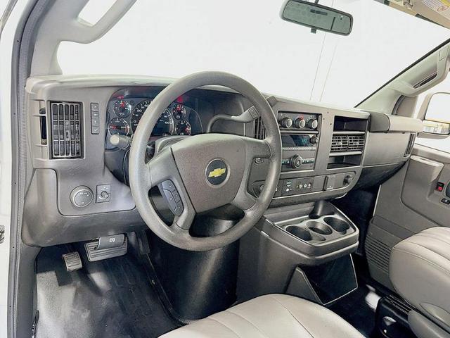 Photo of 2022 White Chevrolet Express 2500