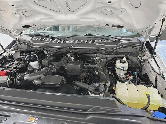 Photo of 2022 White Ford F-250