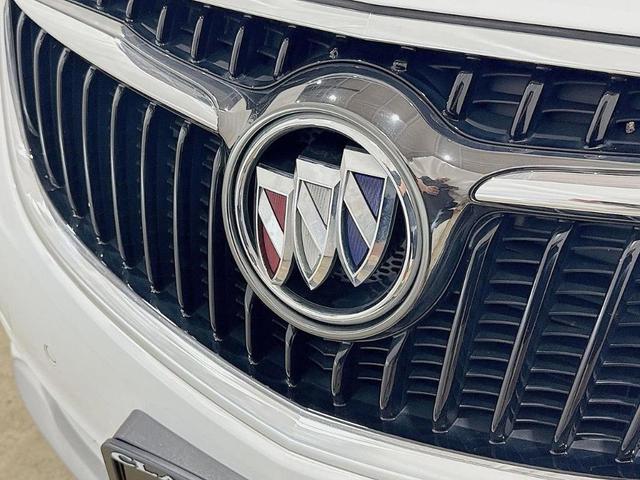 Photo of 2019 White Buick Envision