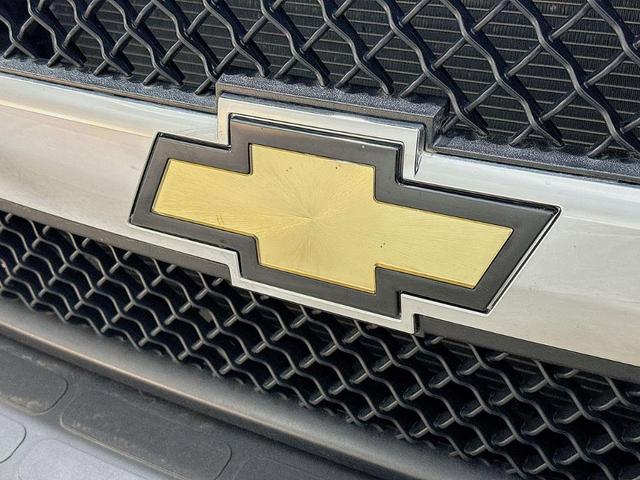 Photo of 2023 White Chevrolet Express 2500