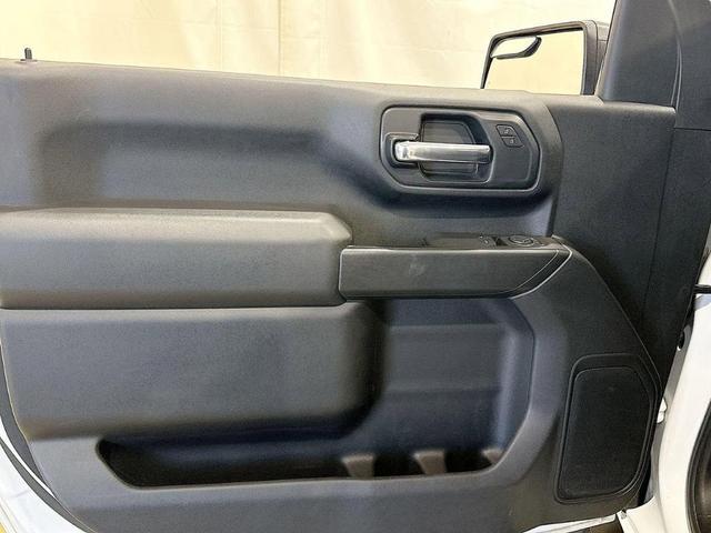 Photo of 2020 White Chevrolet Silverado 2500