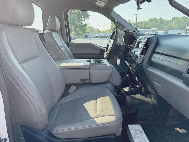 Photo of 2017 White Ford F-250