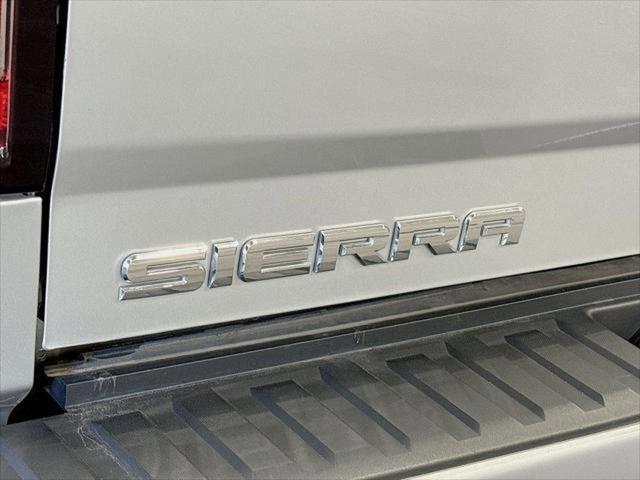 Photo of 2018 Gray GMC Sierra 1500