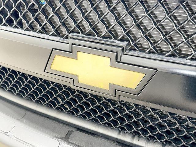 Photo of 2023 White Chevrolet Express 2500