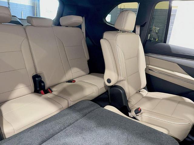 Photo of 2026 White Buick Enclave