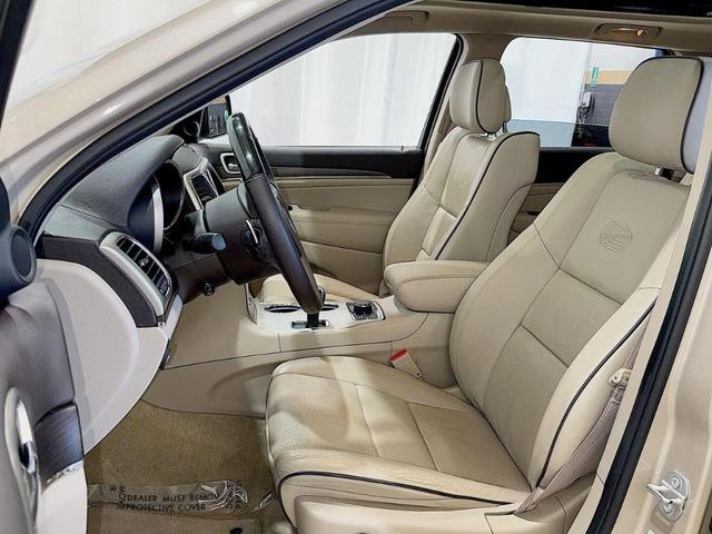 Photo of 2015 Tan Jeep Grand Cherokee