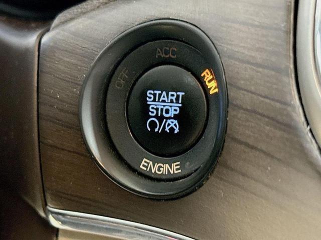 Photo of 2015 Tan Jeep Grand Cherokee