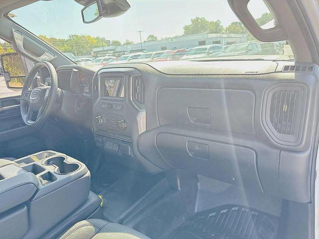 Photo of 2025 White GMC Sierra 3500